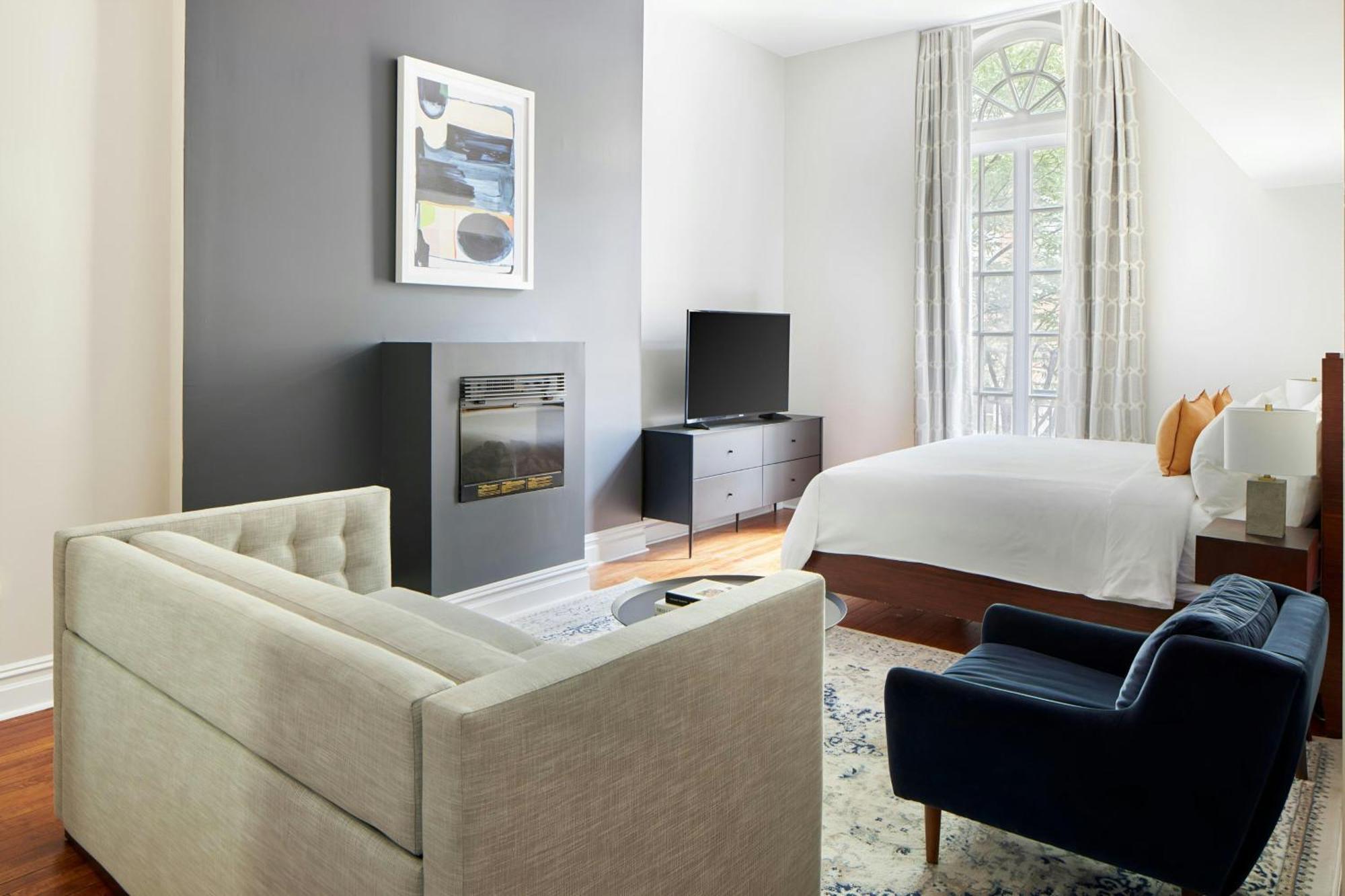 The Arco Midtown Village, Sonder Hotel 3*