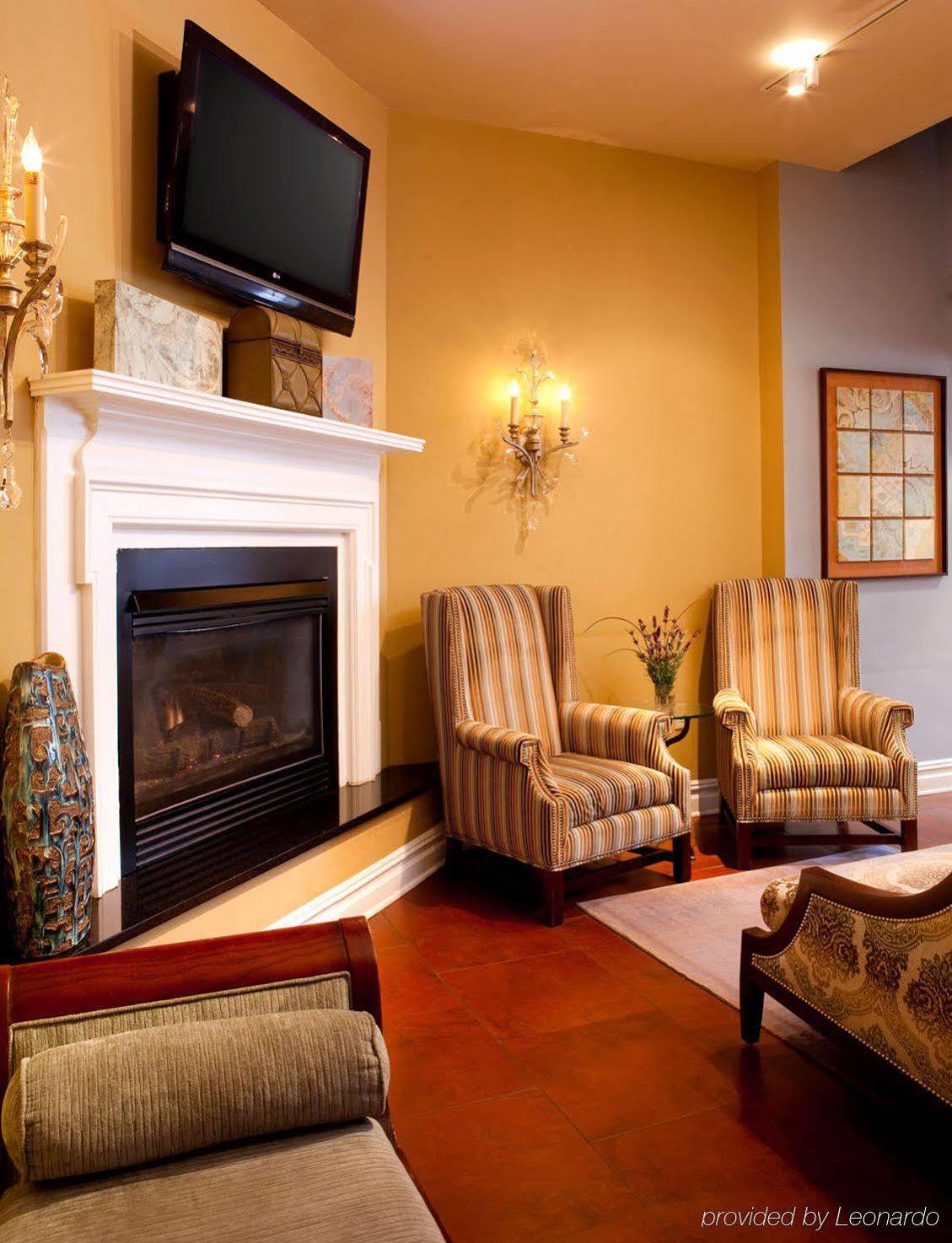 The Arco Midtown Village, Sonder 3*